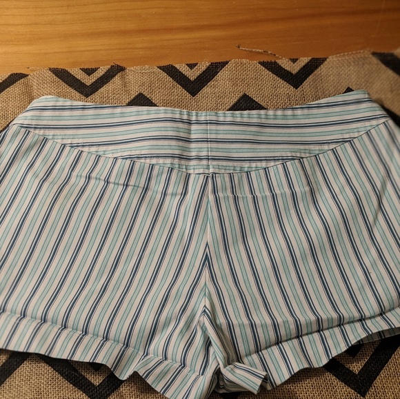 3/$25-Express striped shorts - Picture 2 of 3